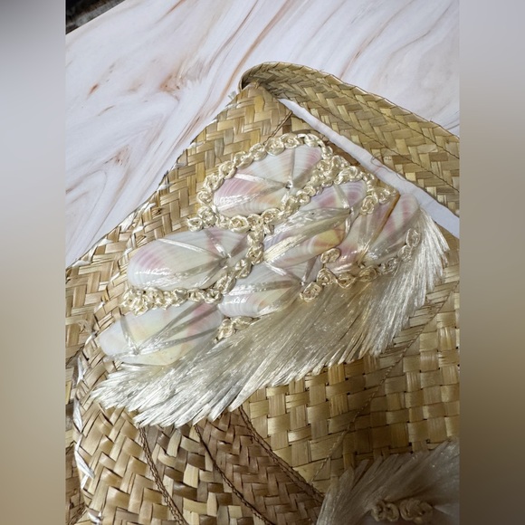 Vintage Woven Straw Shoulder Bag Feather Accents Excellent Condition Coastal main image 7